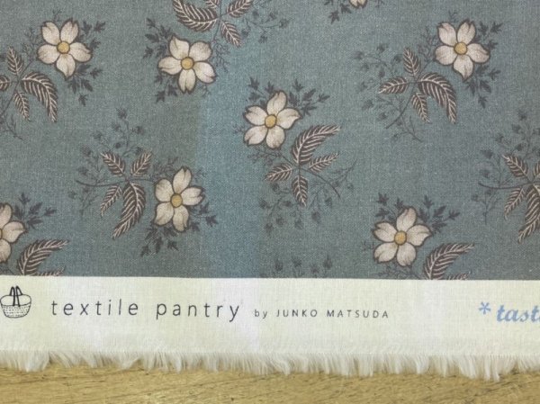 画像3: テキスタイルパントリー 14-0113-3ー2 フラワーブルーグレー (3)