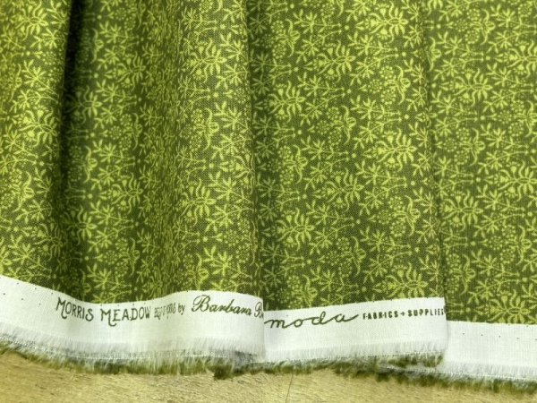 画像3: moda　8377-20　MORRIS MEADOW　Bookbinding Damaskグリーン (3)