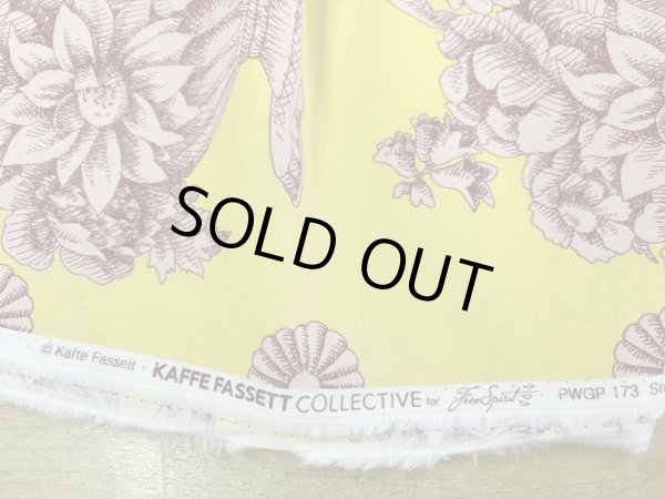 画像3: Kaffe Fassett COLLECTIVE Stone Flower PWGP173 England　イエロー (3)